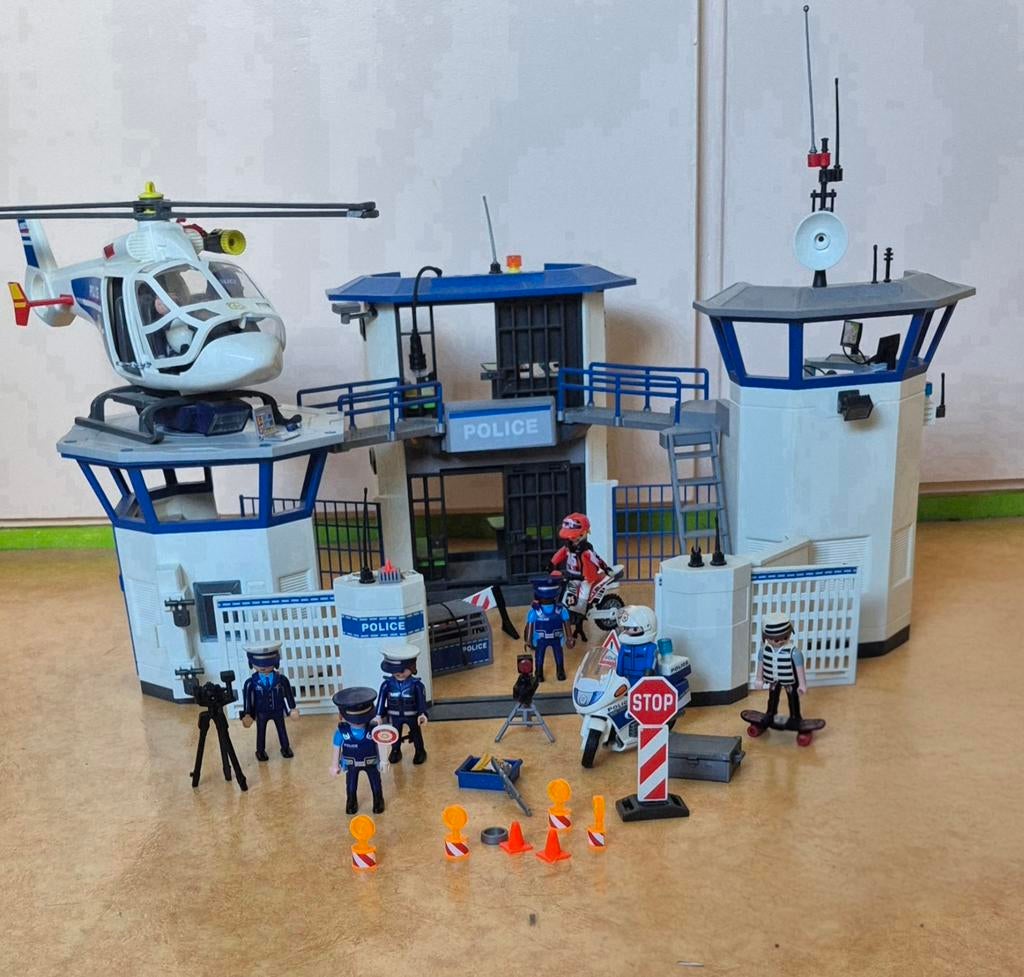 Playmobil Politiebureau en extra's en Brandweerwagen Set, Ophalen of Verzenden, Gebruikt
