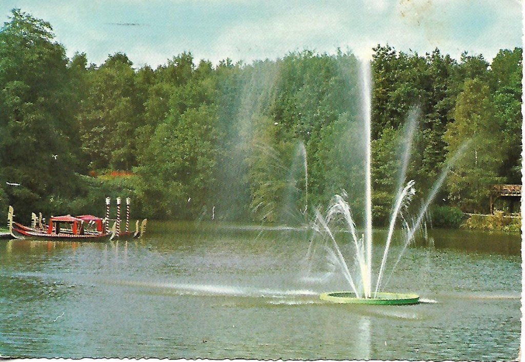 Apeldoorn- -Fontein Berg en Bos., Verzenden, 1960 tot 1980, Gelopen, Gelderland