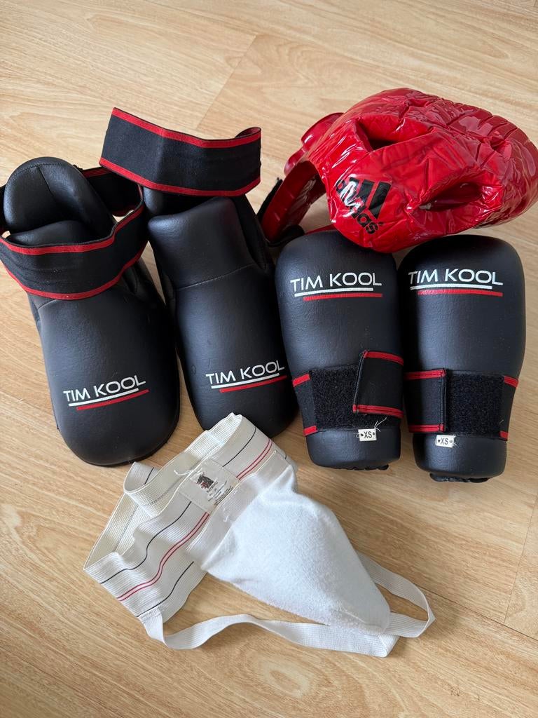 Beginnersset sparren Taekwondo XS, Maat XS of kleiner, Ophalen of Verzenden, Zo goed als nieuw, Taekwondo