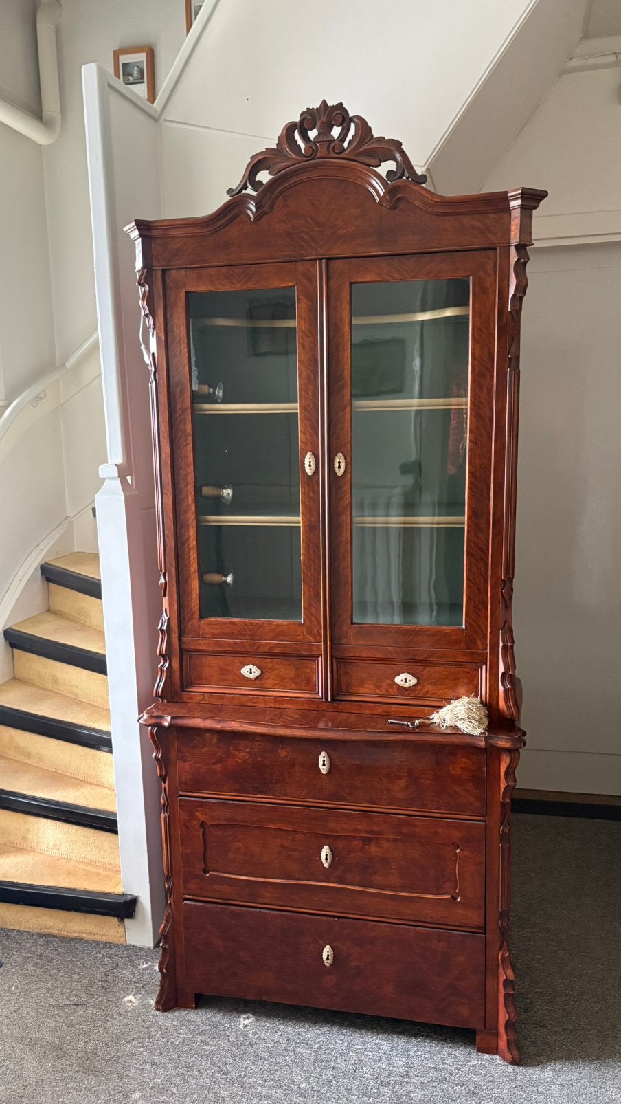 Mahonie houten antieke kast, Ophalen