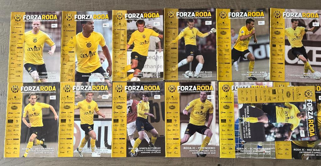 Programma’s Roda JC 2009-2010, Verzamelen, Sportartikelen en Voetbal, Verzenden, Zo goed als nieuw, Roda JC, Boek of Tijdschrift