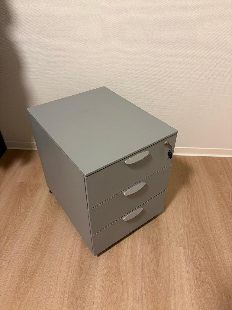 ladenkast bureau (twee keer), Ophalen, Overige typen, Gebruikt, Grijs