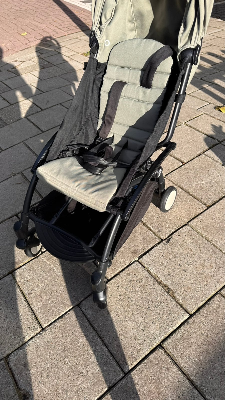 Babyzen YOYO2 buggy – Olive – met accessoires, Ophalen, Gebruikt, Overige merken, Verstelbare rugleuning