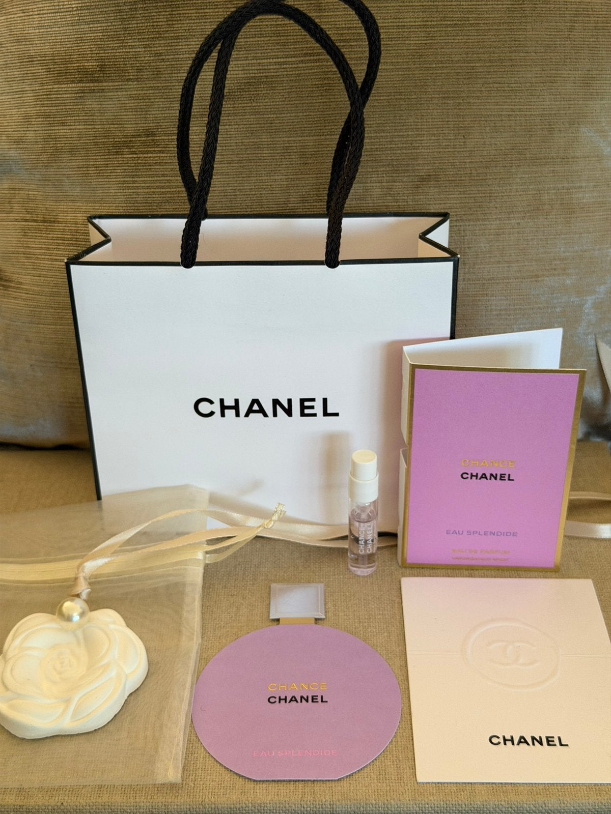 Chanel eau Splendide edp met camelia geursteen in cadeautas, Verzenden, Nieuw, Proef of Tester, Gevuld
