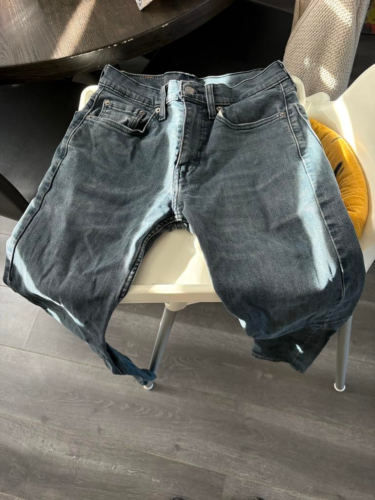Levi's spijkerbroek - Comfortabel en stijlvol, Ophalen of Verzenden, Gedragen, Blauw, Overige jeansmaten