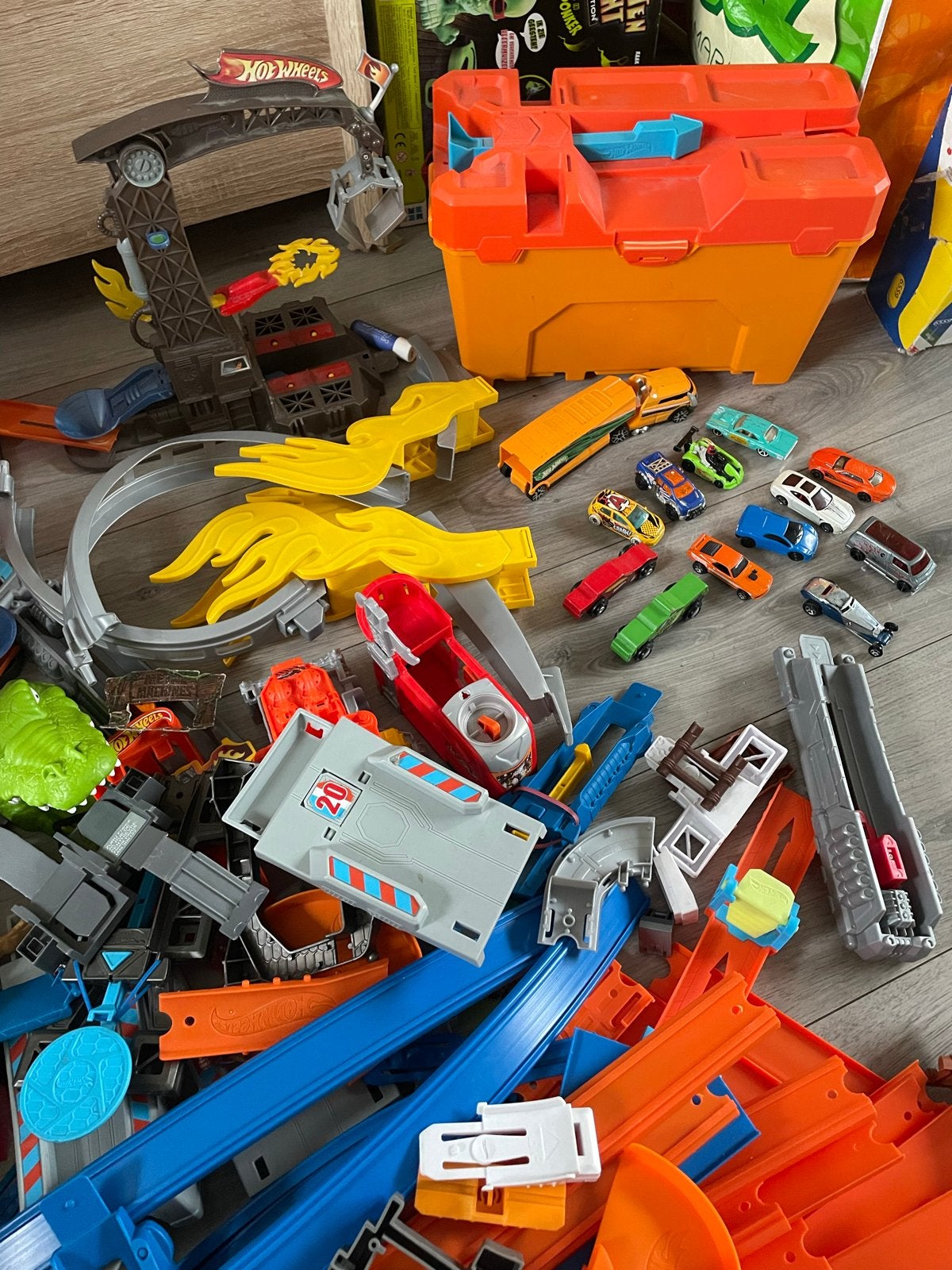 Grote verzameling HotWheels, Kinderen en Baby's, Speelgoed | Speelgoedvoertuigen, Ophalen of Verzenden, Gebruikt
