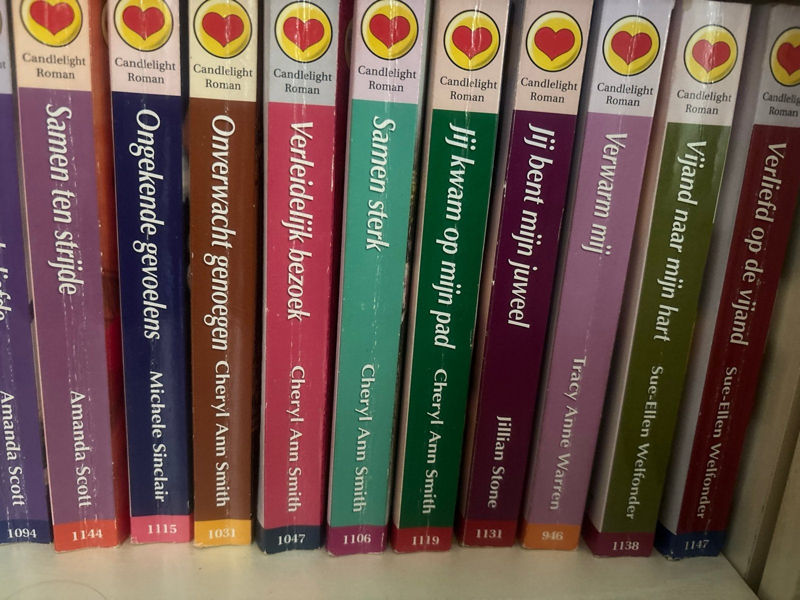 Grote collectie Candlelight Romans (romantische boeken), Boeken, Romans, Ophalen of Verzenden, Gelezen, Nederland