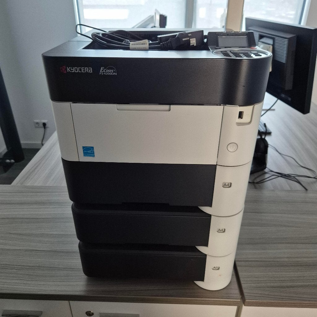 Kyocera printer FS4200DN + 2 extra bakken A4+A5, Ophalen, Zwart-en-wit printen, Gebruikt, KYOCERA