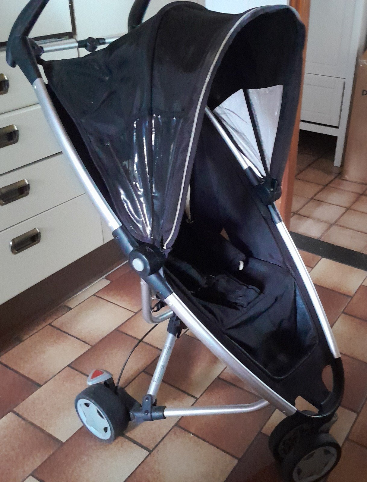 Zwarte Quinny Buggy met regenkap - ideaal voor vakantie, Kinderen en Baby's, Ophalen of Verzenden