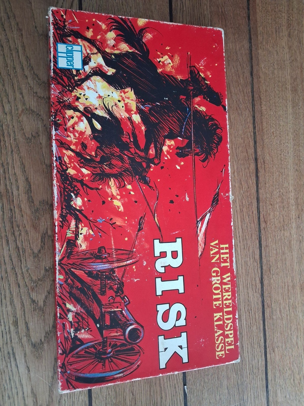 Risk spel bordspel rood rode doos, Hobby en Vrije tijd, Gezelschapsspellen | Kaartspellen, Ophalen of Verzenden, Gebruikt