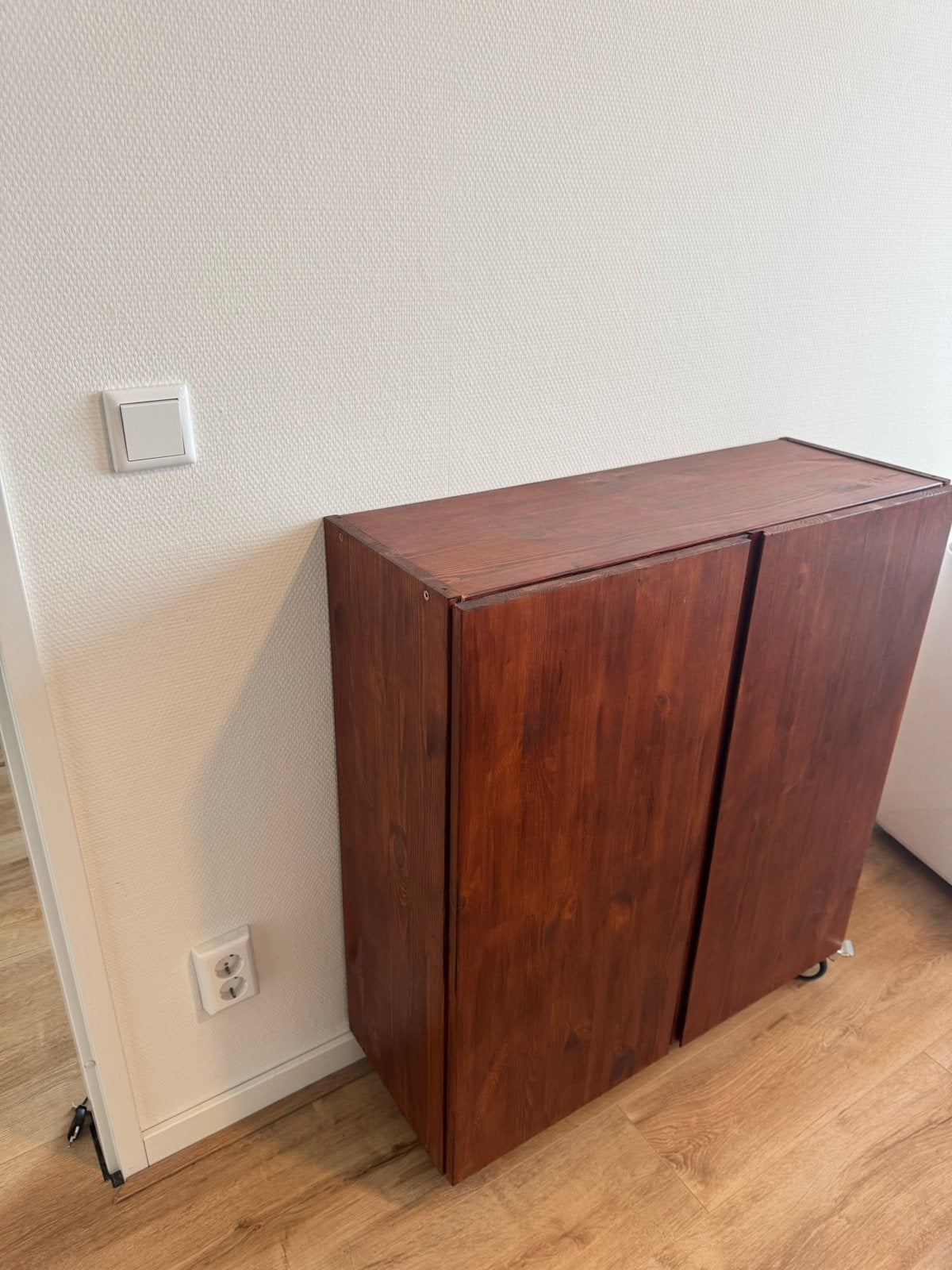 IKEA IVAR Kast - Donker gebeitst met wieltjes, Ophalen, Gebruikt