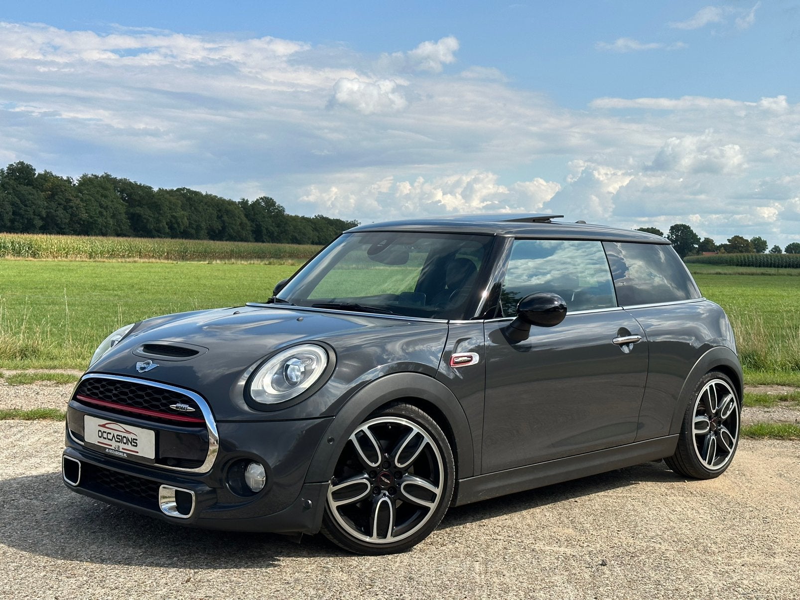 MINI COOPER S 2.0|JCW| HARMAN KARDON|PANO| ACC, Voorwielaandrijving, 1998 cc, Zwart, 4 stoelen