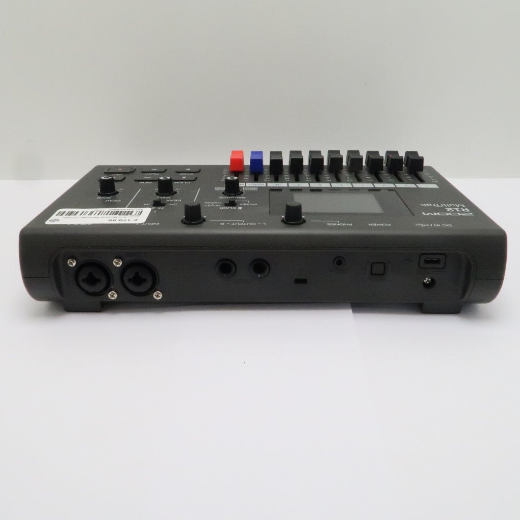 Zoom R12 Multitrak Recorder | in Zeer Nette Staat, Zoom, Gebruikt, Support@zoom.com, 55 Almaden Blvd, 6th Floor
San Jose, CA 95113
USA