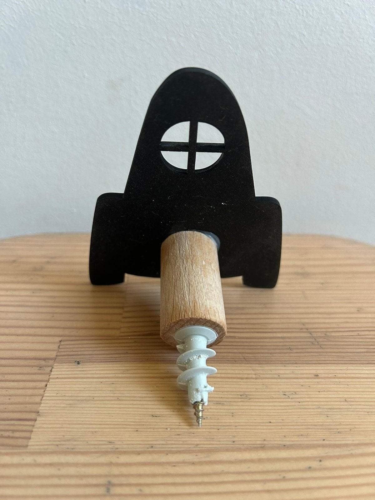 Zwarte Wandhaak raket 10x8cm, Zwart, Nieuw, Ophalen of Verzenden, Wanddecoratie