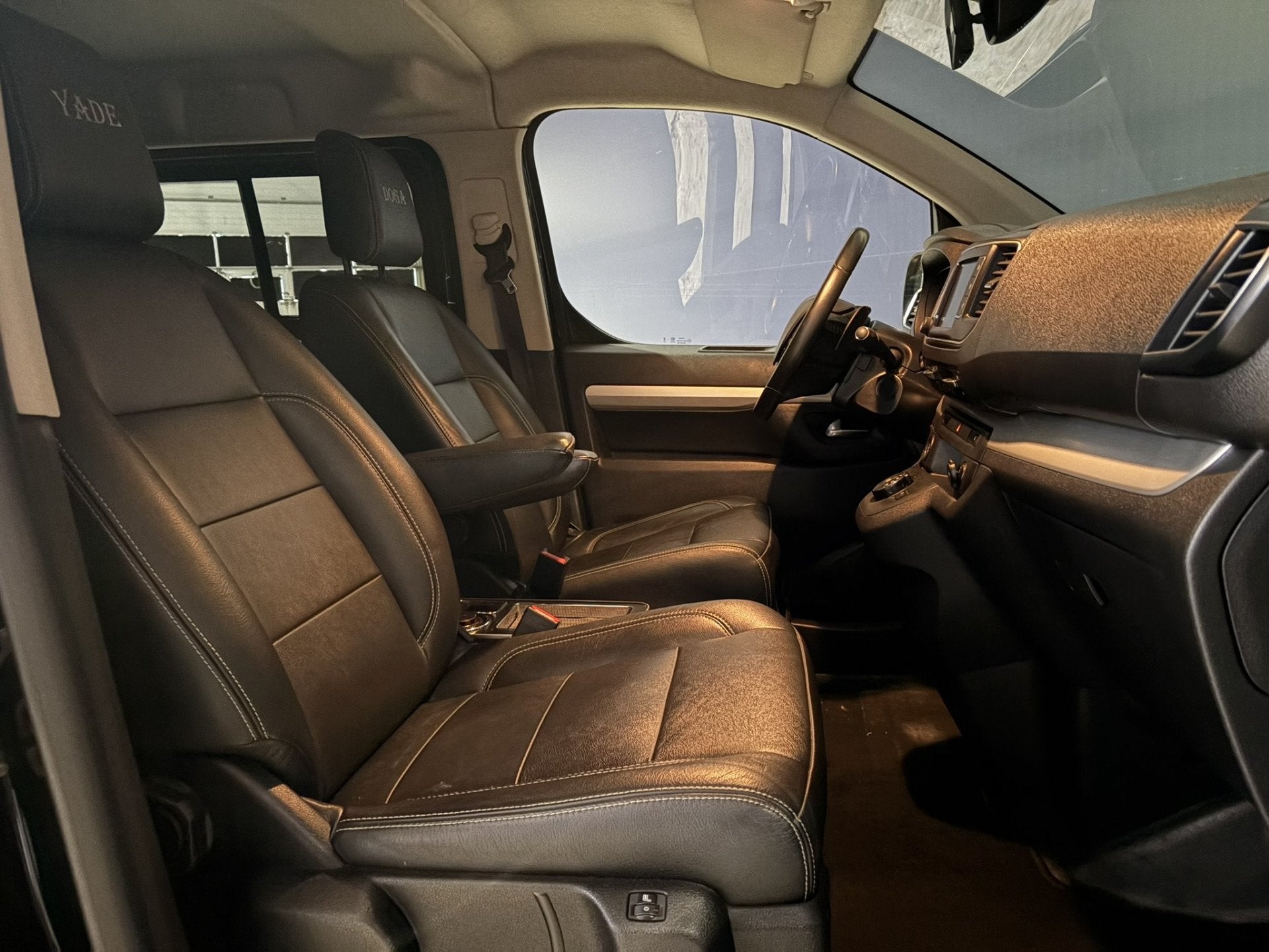 Peugeot Expert 2.0 BlueHDI 177pk Automaat L3H1 Dubbele Cabin, Dealer onderhouden, Gebruikt, 4 cilinders, 2500 kg