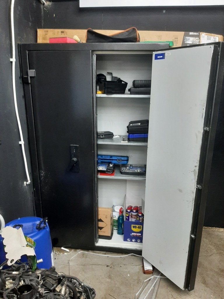 Brandkluis  CHARVÁT NS 9/II, Ophalen, Gebruikt, Brandkast