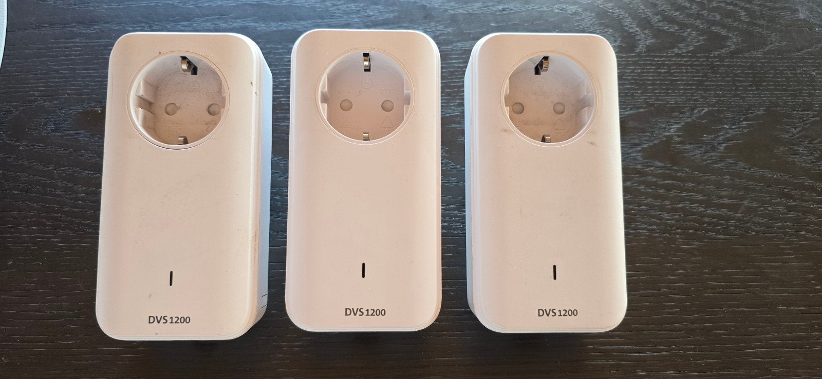 3x DVS 1200 Powerline Adapters - Betrouwbaar Netwerk, Computers en Software, Powerlines, Ophalen of Verzenden, Zo goed als nieuw