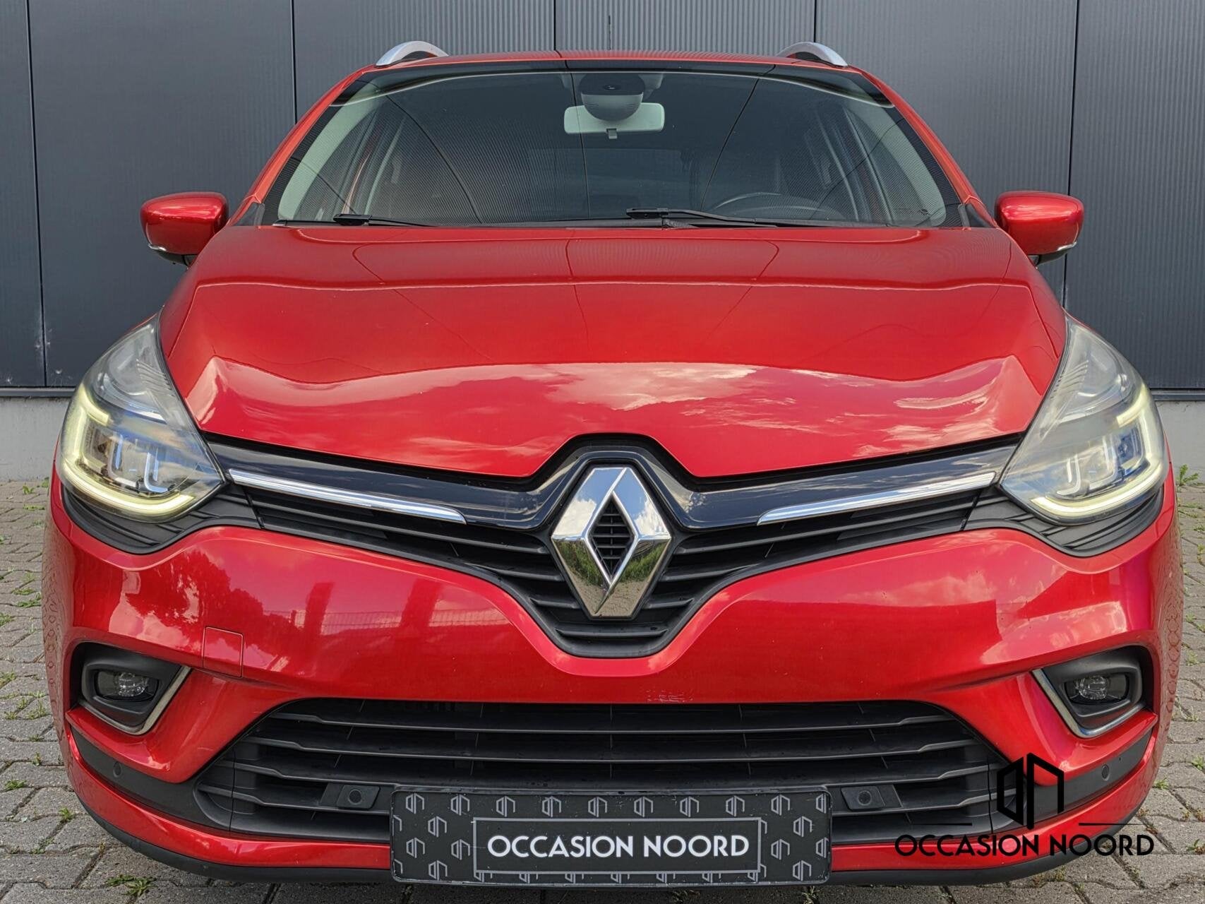Renault Clio Estate 0.9 TCe Intens|R-Link|Bose|Keyless|Led|, Auto's, Voorwielaandrijving, 1063 kg, Gebruikt, Euro 6