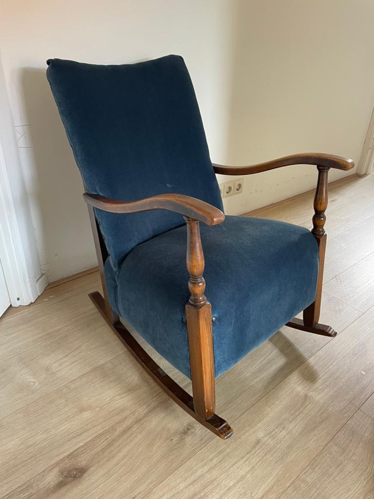 Vintage schommelstoel (nieuw bekleed), Ophalen