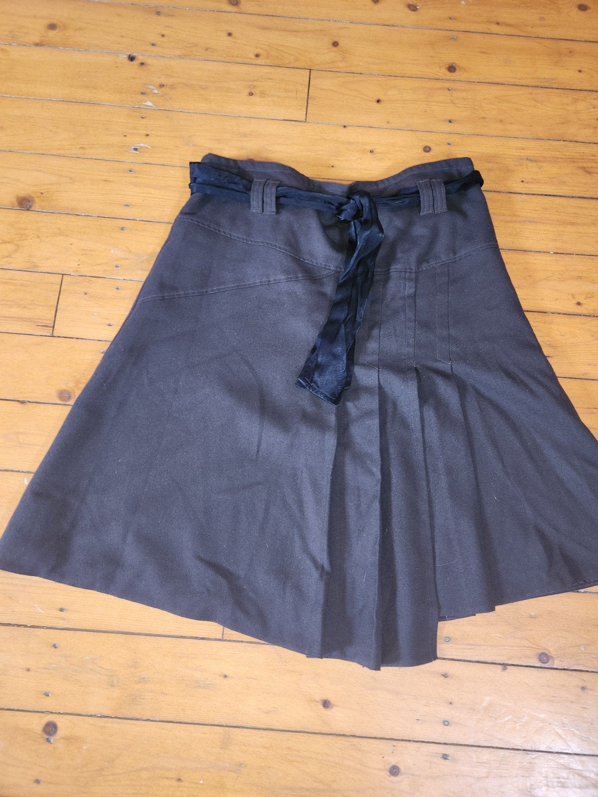 Camaieu donkerbruine rok met asymmetrische plooien, maat L, Bruin, Ophalen of Verzenden, Gedragen, Boven de knie