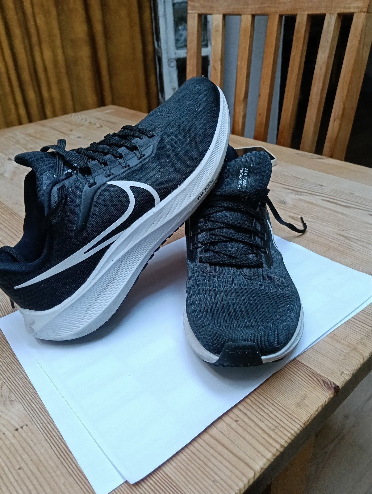 Nike hardloopschoenen - Zo goed als nieuw, Nike, Ophalen of Verzenden, Zo goed als nieuw, Sportschoenen