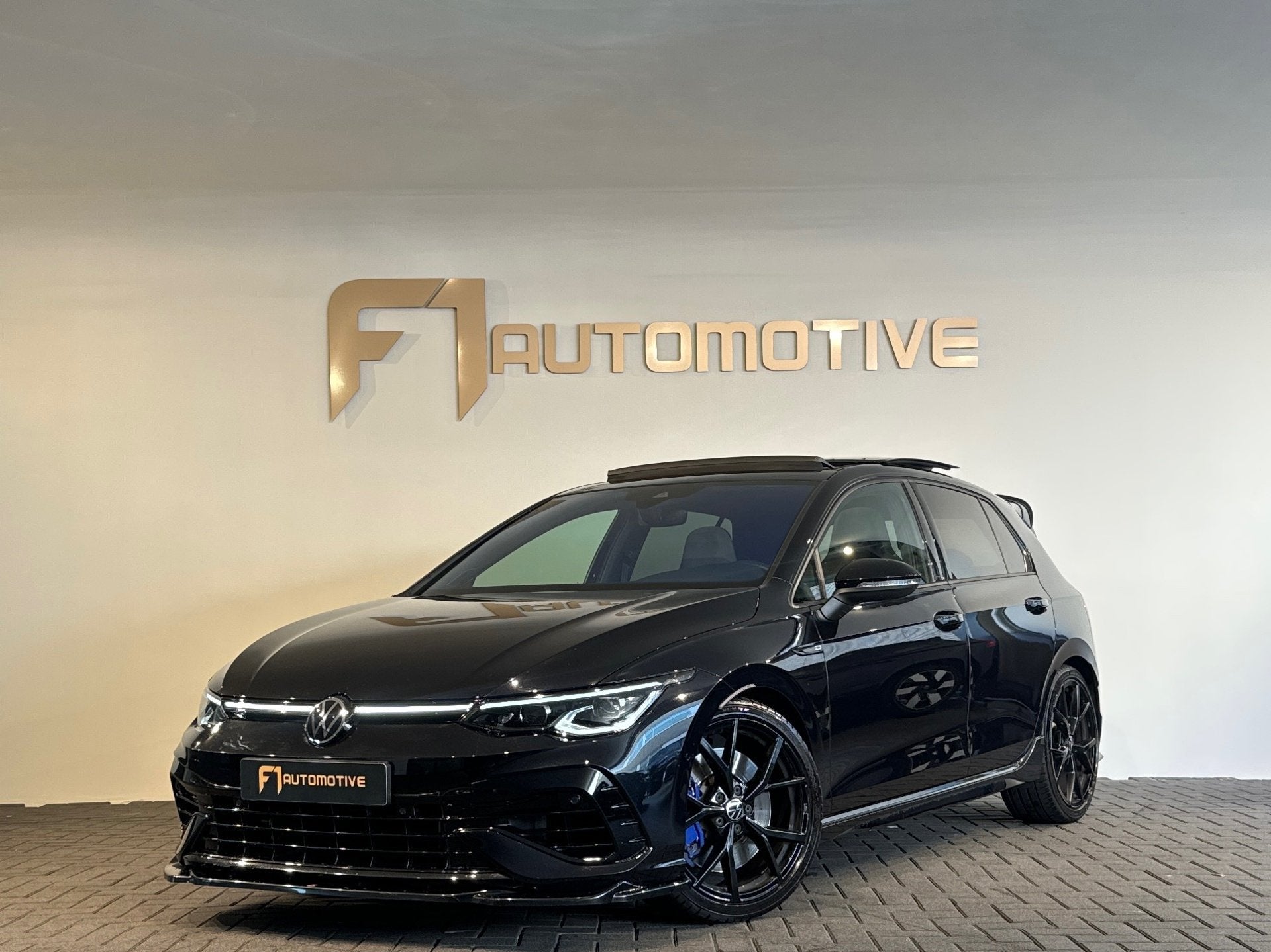 Volkswagen Golf 2.0 TSI R 4M Performance Pano|H/K|Akrapovic, Auto's, Gebruikt, 4 cilinders, 1984 cc, 320 pk