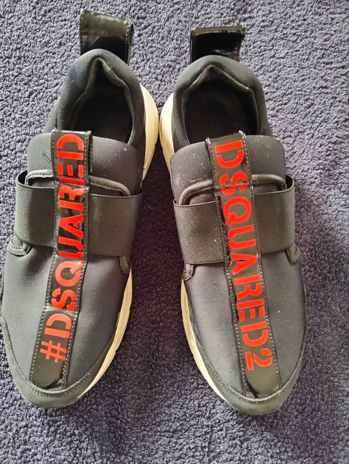 Dsquared2 sneakers maat 40 zwart rood in prima staat, Kleding | Heren, Ophalen of Verzenden
