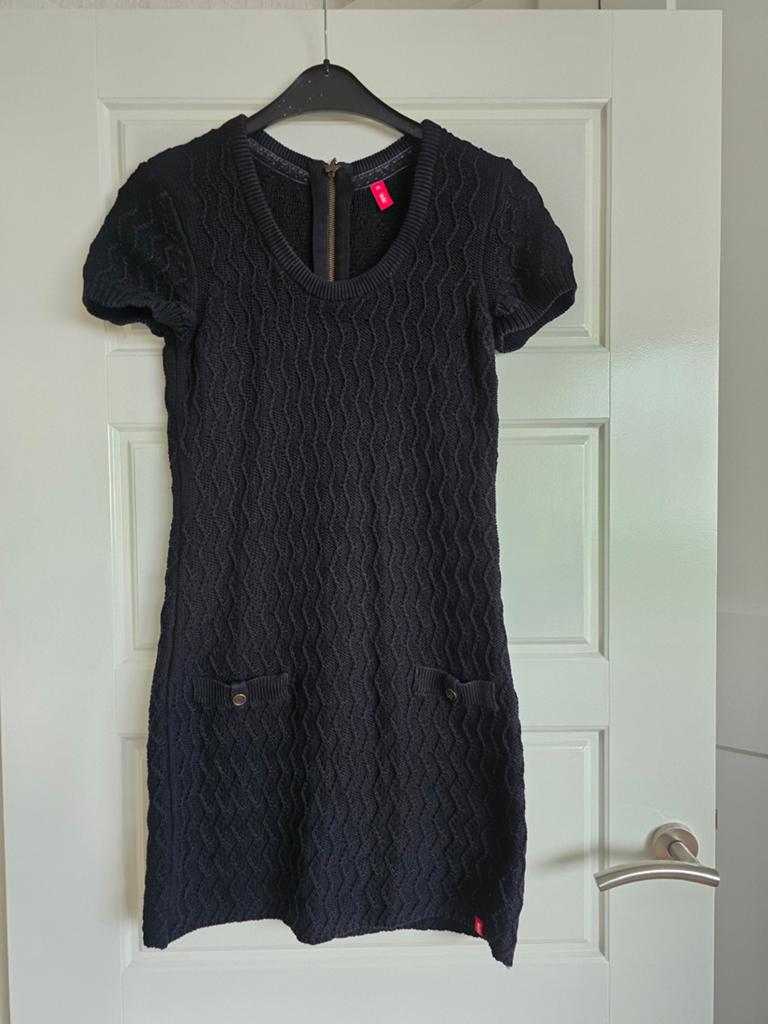 Te koop zwarte dames jurk, merk EDC, maat L. Staat maat XL i, Kleding | Dames, Jurken, Zwart, Maat 42/44 (L), Ophalen of Verzenden
