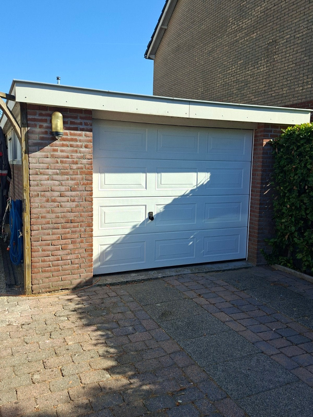 Garagedeur Elektrisch, Ophalen, Kunststof, Gebruikt, 120 cm of meer