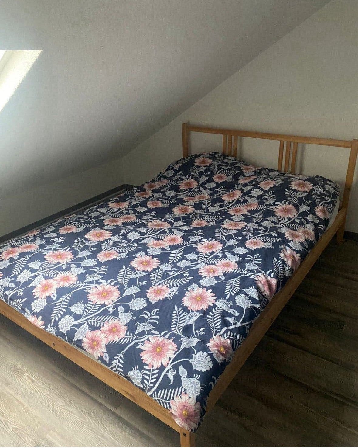 Ikea bed 2 persoonsbed als nieuw, Ophalen, Zo goed als nieuw, Tweepersoons