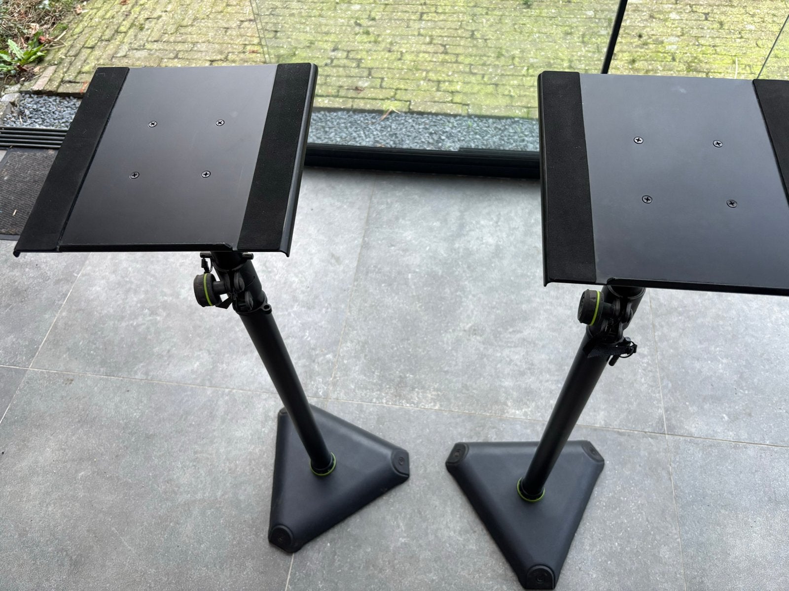 Set van 2 Gravity SP 3102 Speakerstandaards, Muziek en Instrumenten, Ophalen of Verzenden, Gebruikt, Muziekstandaard, Speaker