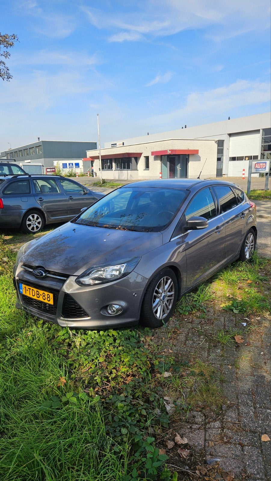 Ford Focus 1.0 Ecoboost EDIT. PLUS.. MOTOR DEFECT!!, Dealer onderhouden, Bruin, 635 kg, Origineel Nederlands