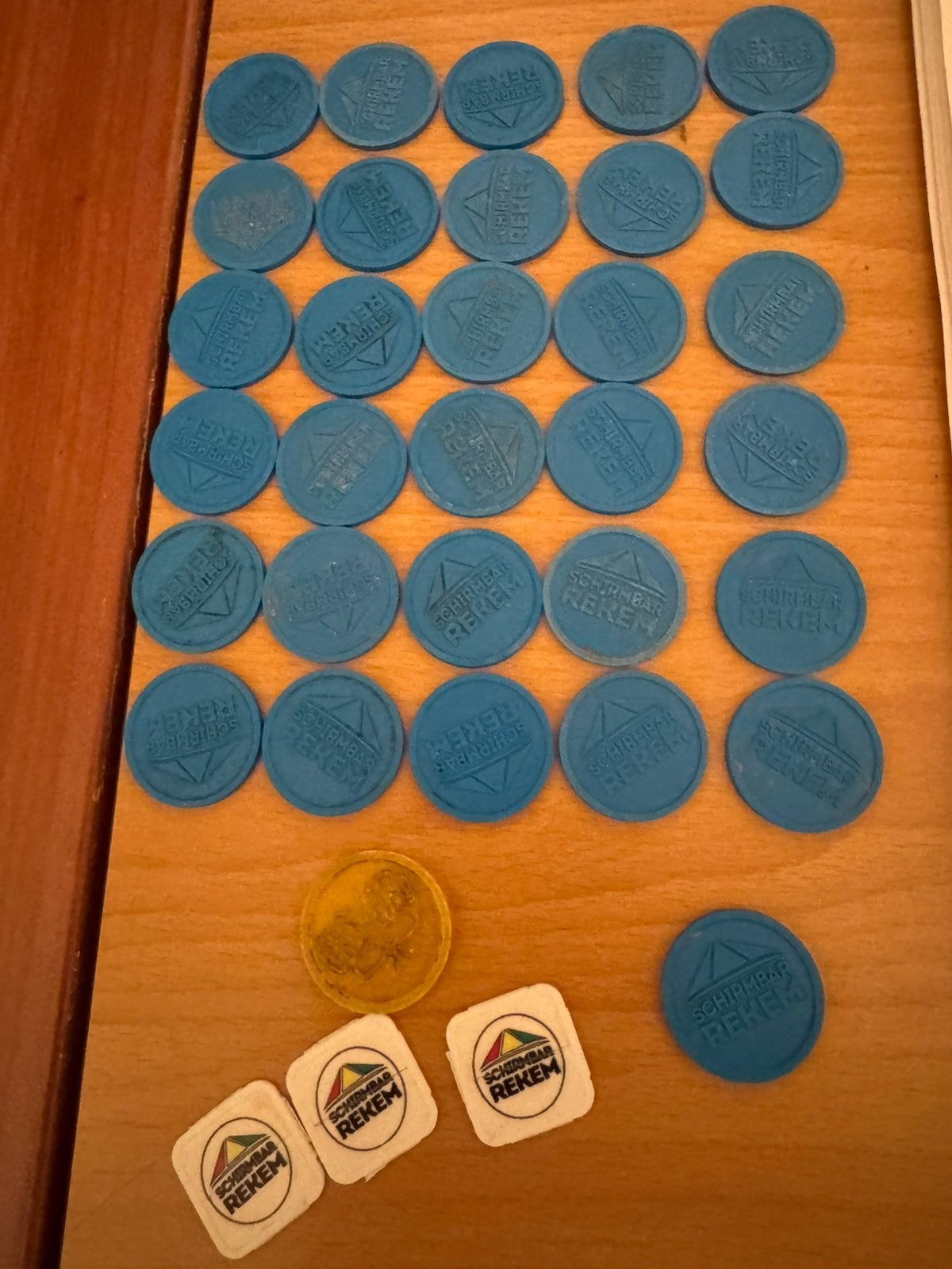 Consumptie munten schirmbar rekem, Ophalen of Verzenden, Carnaval