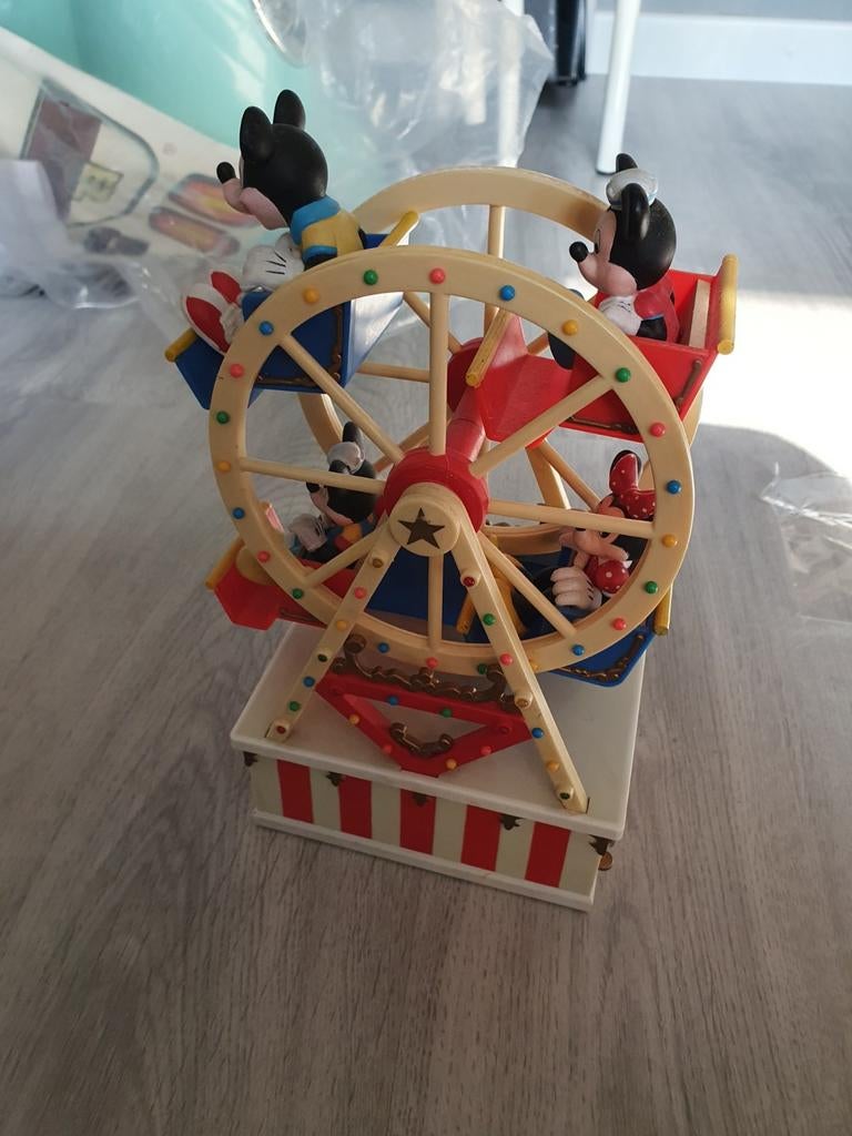 Vintage disney carousel, Ophalen, Beeldje of Figuurtje