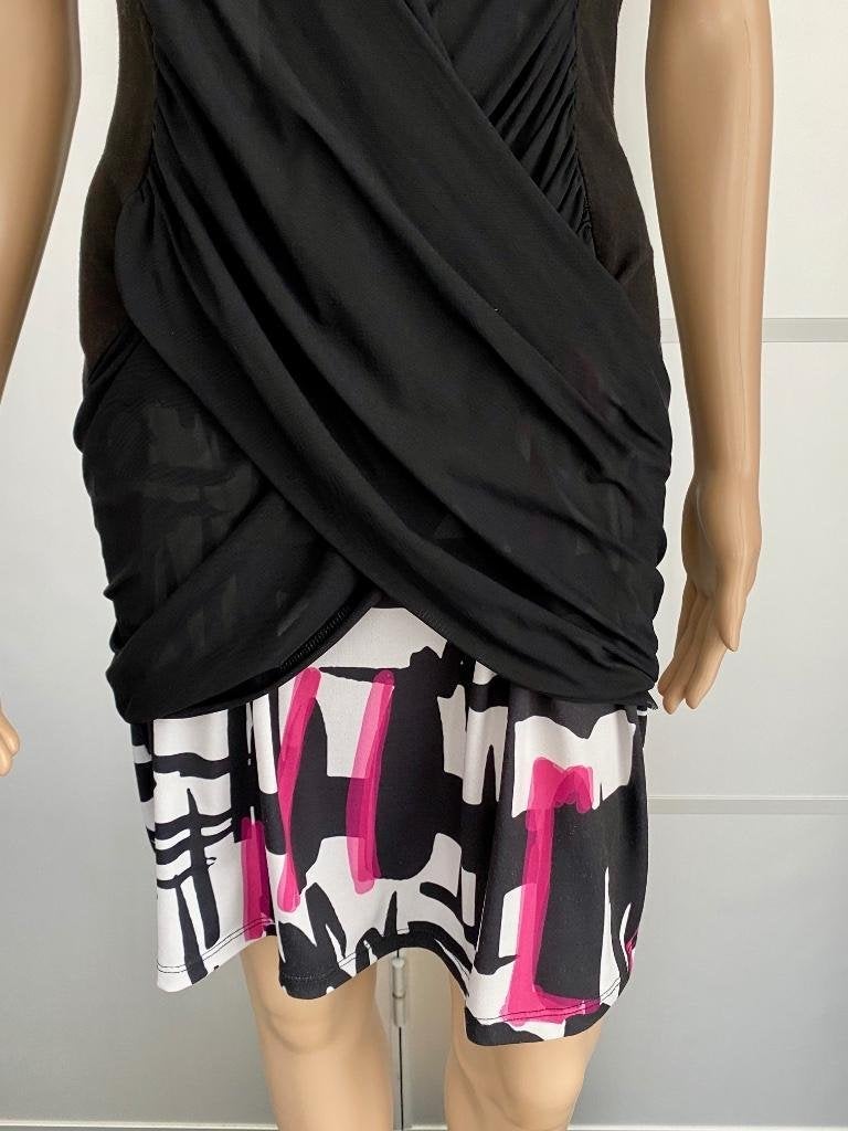G373 Set: jurk + vestje Eroke maat M=38/40 roze/wit/zwart, Maat 38/40 (M), Ophalen of Verzenden, Zo goed als nieuw, Knielengte