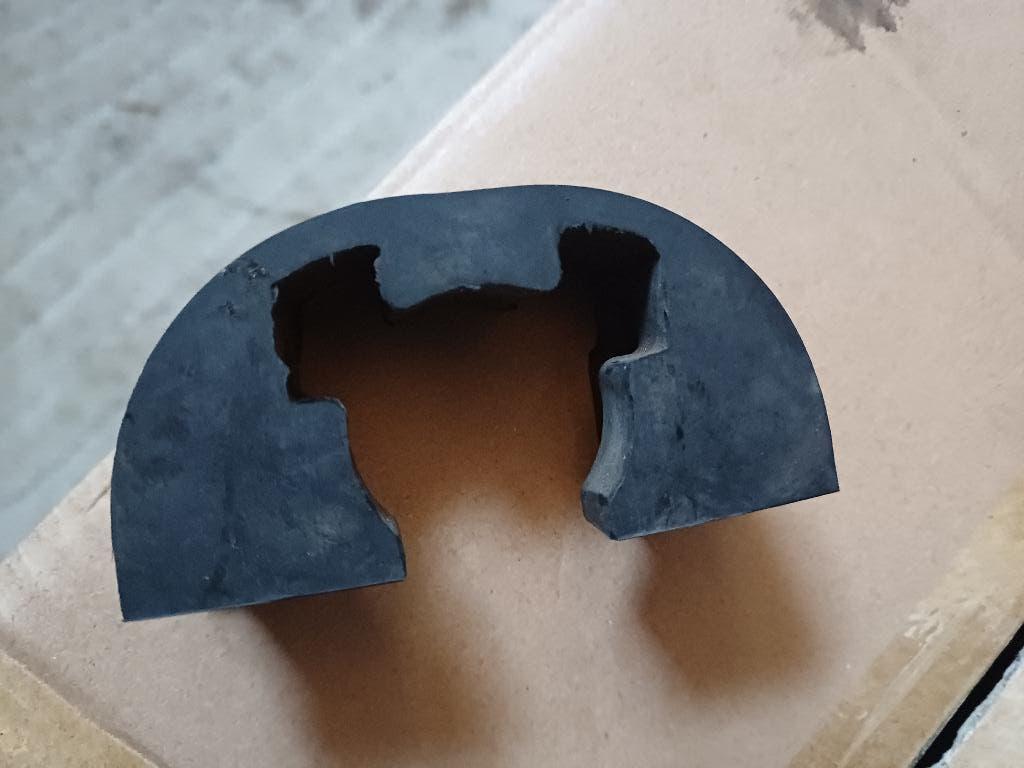 achterste tankrubber voor Yamaha DT50M, TY50 en RD50M, Fietsen en Brommers, Ophalen of Verzenden, Zo goed als nieuw, Yamaha