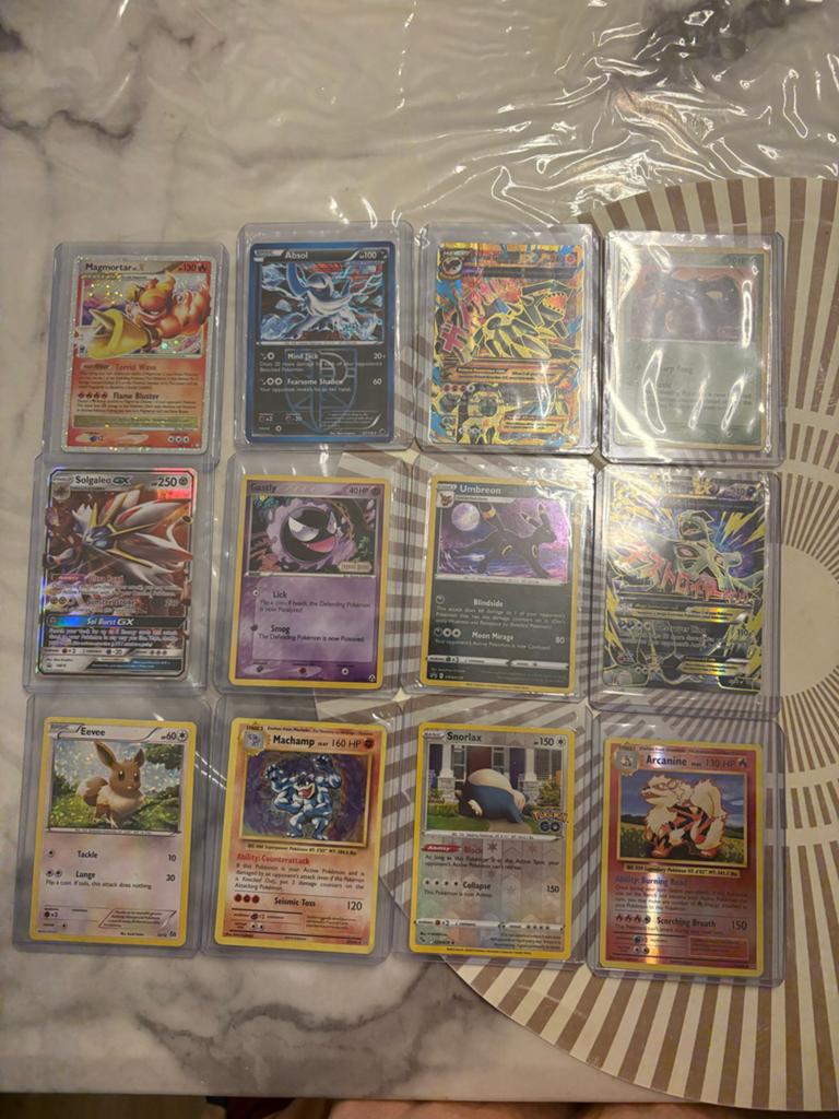 Pokémon Kaarten Collectie - Diverse Zeldzame Kaarten, Ophalen of Verzenden, Zo goed als nieuw, Meerdere kaarten