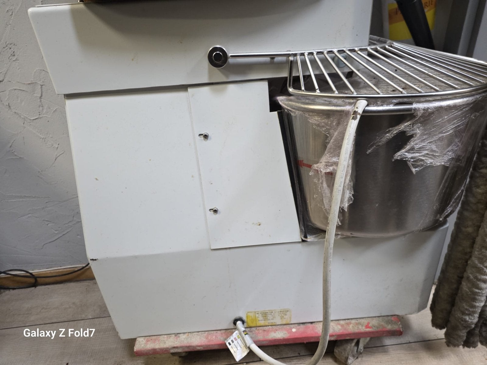 Professionele Spiraalkneder IFE33 deegmachine, 4 liter of meer, Ophalen, Gebruikt, 1 snelheid