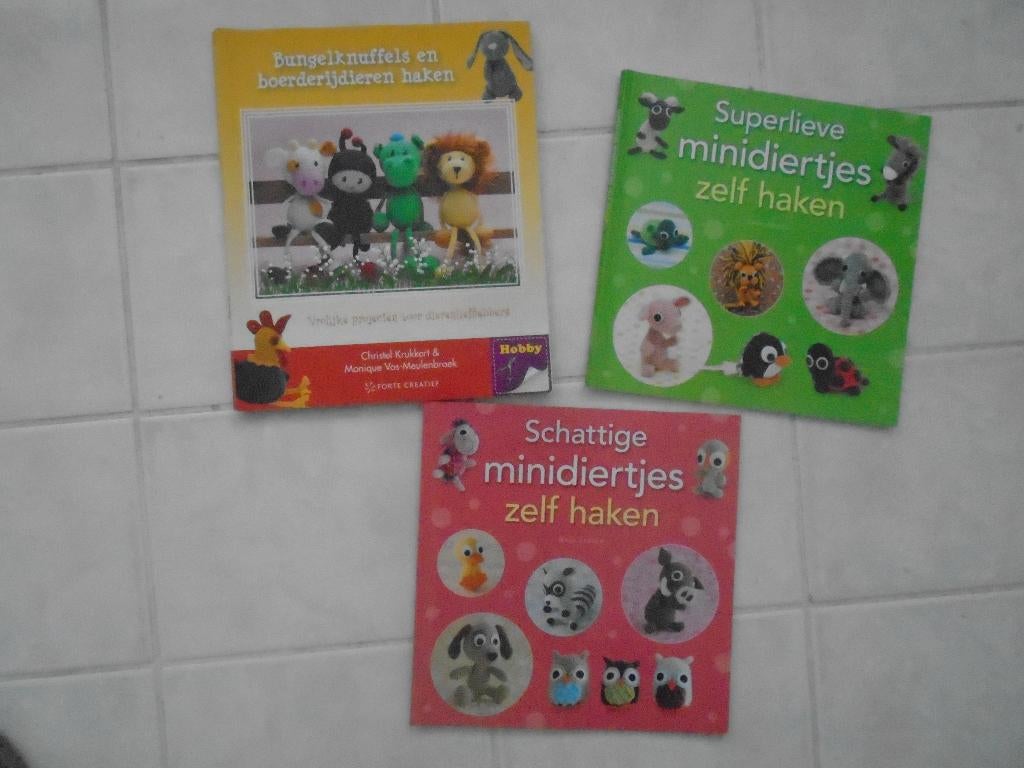 amigurumi /minidiertjes haken, Hobby en Vrije tijd, Ophalen of Verzenden, Zo goed als nieuw, Haken, Patroon of Boek