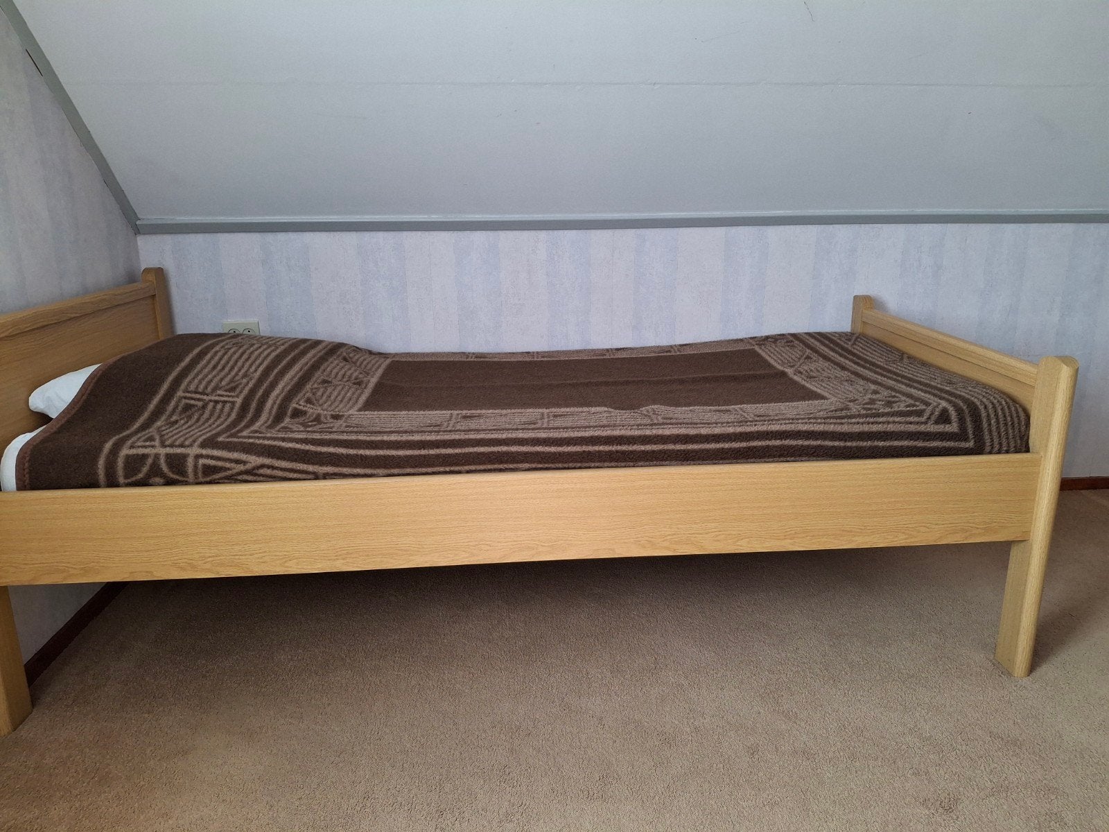 Senioren ledikant, Kooi, 110 cm of meer, Zo goed als nieuw, Ophalen