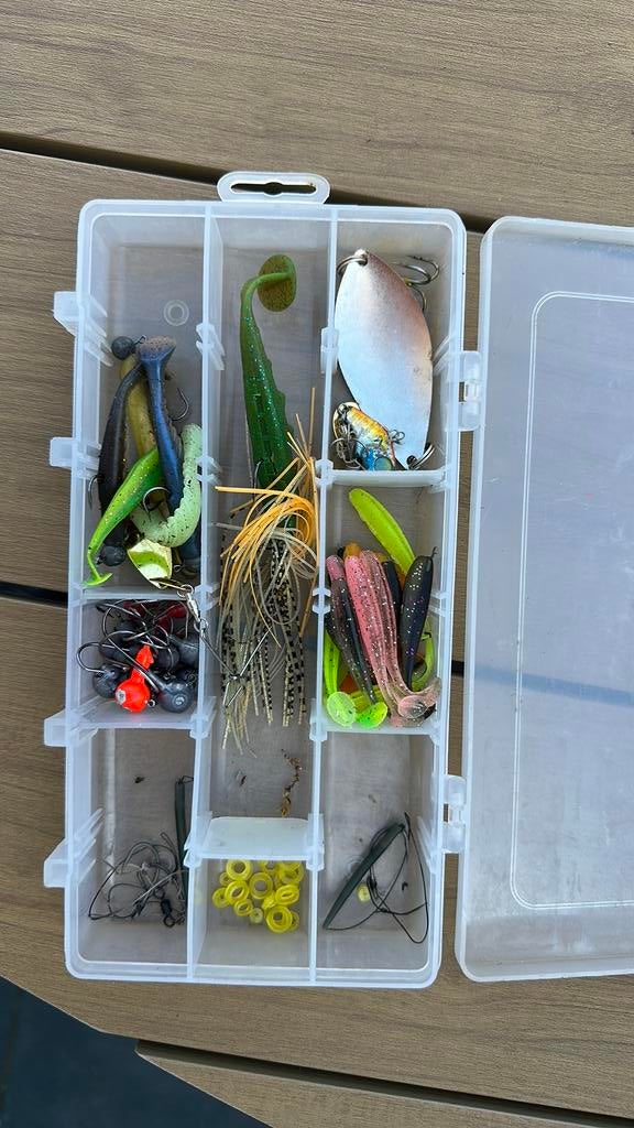 Vis box, Watersport en Boten, Hengelsport | Roofvissen, Ophalen, Zo goed als nieuw, Overige typen