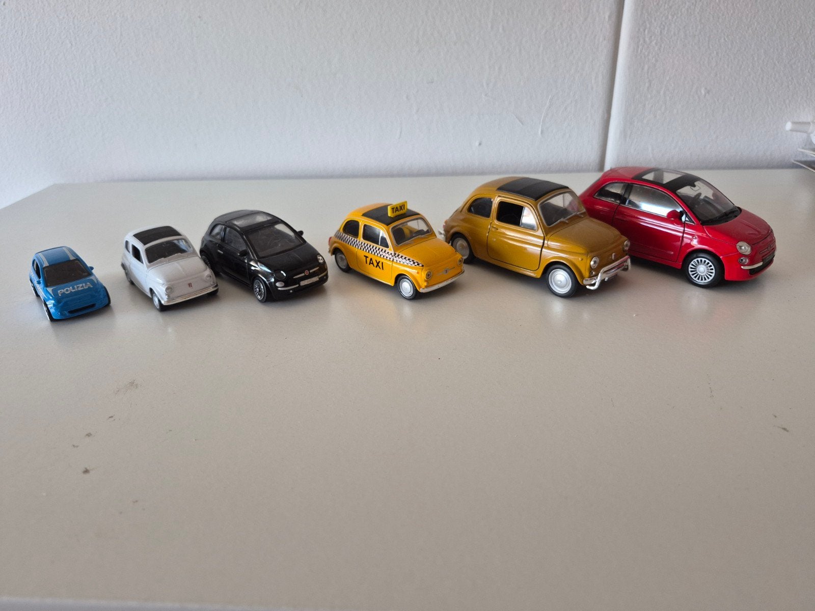 Set van 6 Fiat 500 modelauto's - diverse uitvoeringen, Ophalen of Verzenden, Gebruikt