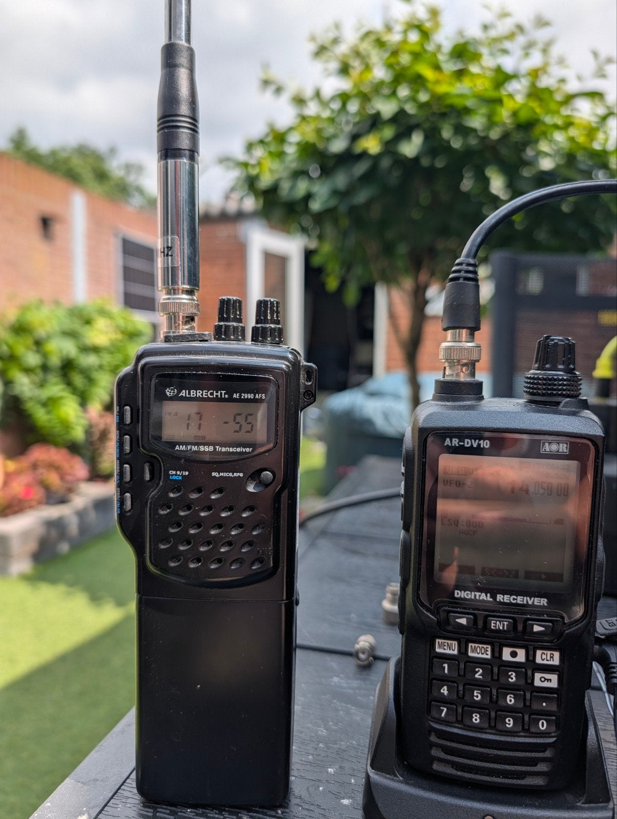 Albrecht AE2990 AFS AM/FM/SSB Handheld CB Radio, Ophalen of Verzenden, Gebruikt