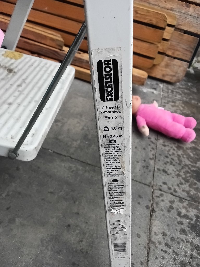 Te koop ijzeren trapje, Doe-het-zelf en Verbouw, Ophalen, Minder dan 2 meter