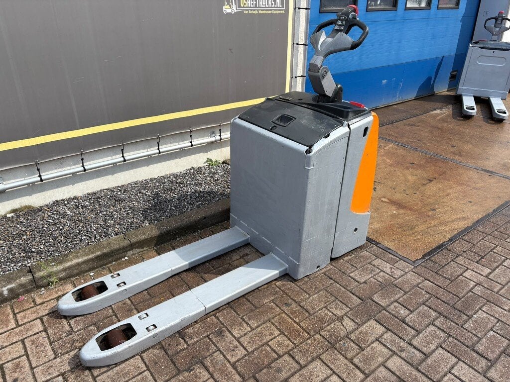 VS-22514 Elektrische palletwagen Still EXU SF20, Zakelijke goederen, Machines en Bouw | Heftrucks en Intern transport, Still, Berzeliusstraße 10
D‑22113  Hamburg, DE