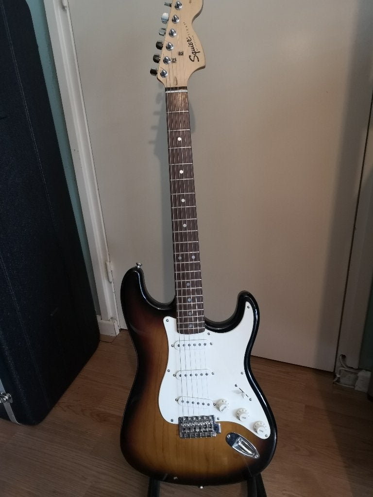 Squier gitaar, Muziek en Instrumenten, Ophalen of Verzenden, Gebruikt, Solid body, Overige merken