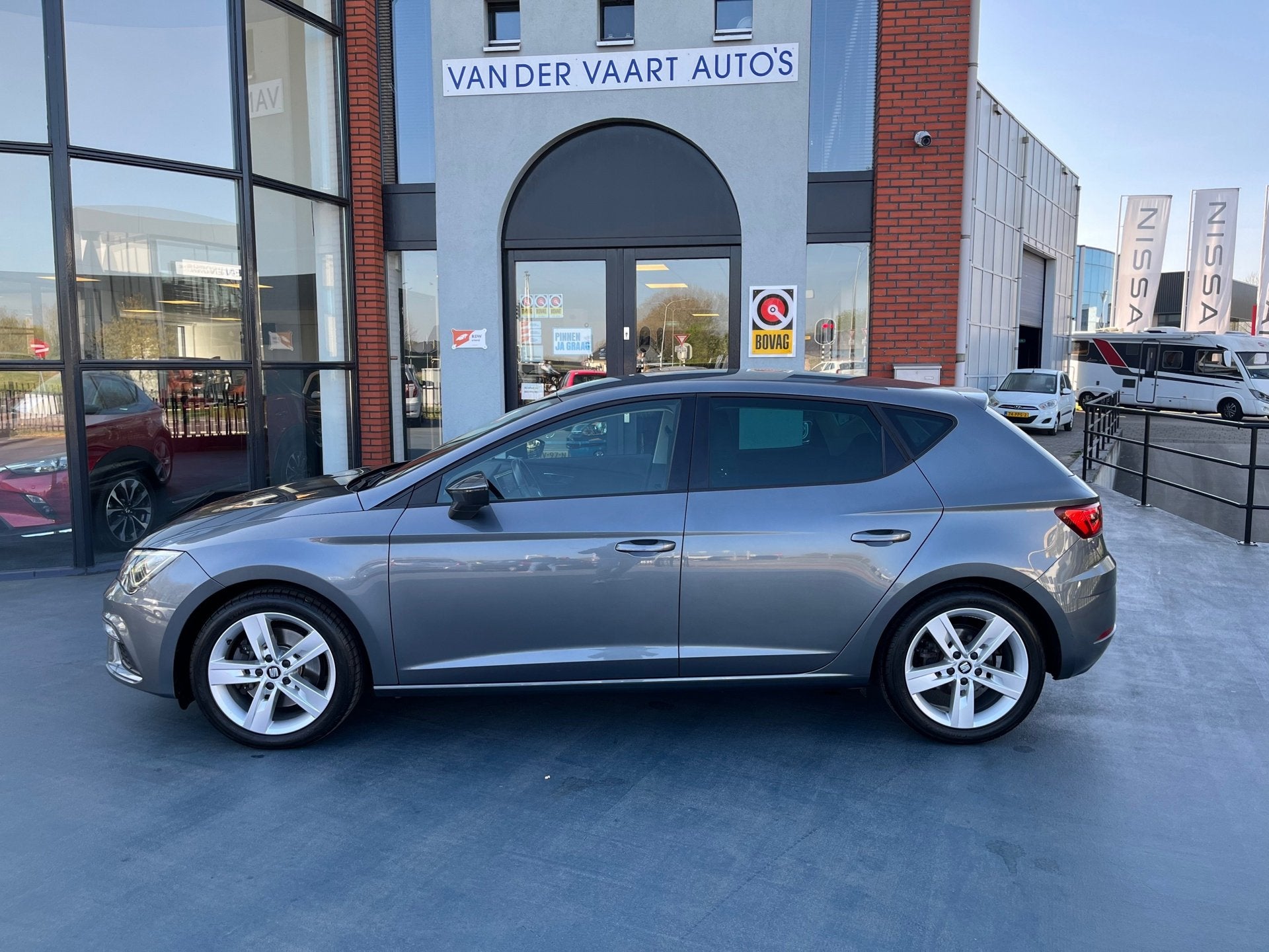 Seat LEON 1.8 TSI FR 180PK XENON LMV CLIMATE NAVI, Auto's, Voorwielaandrijving, Gebruikt, Euro 6, 4 cilinders