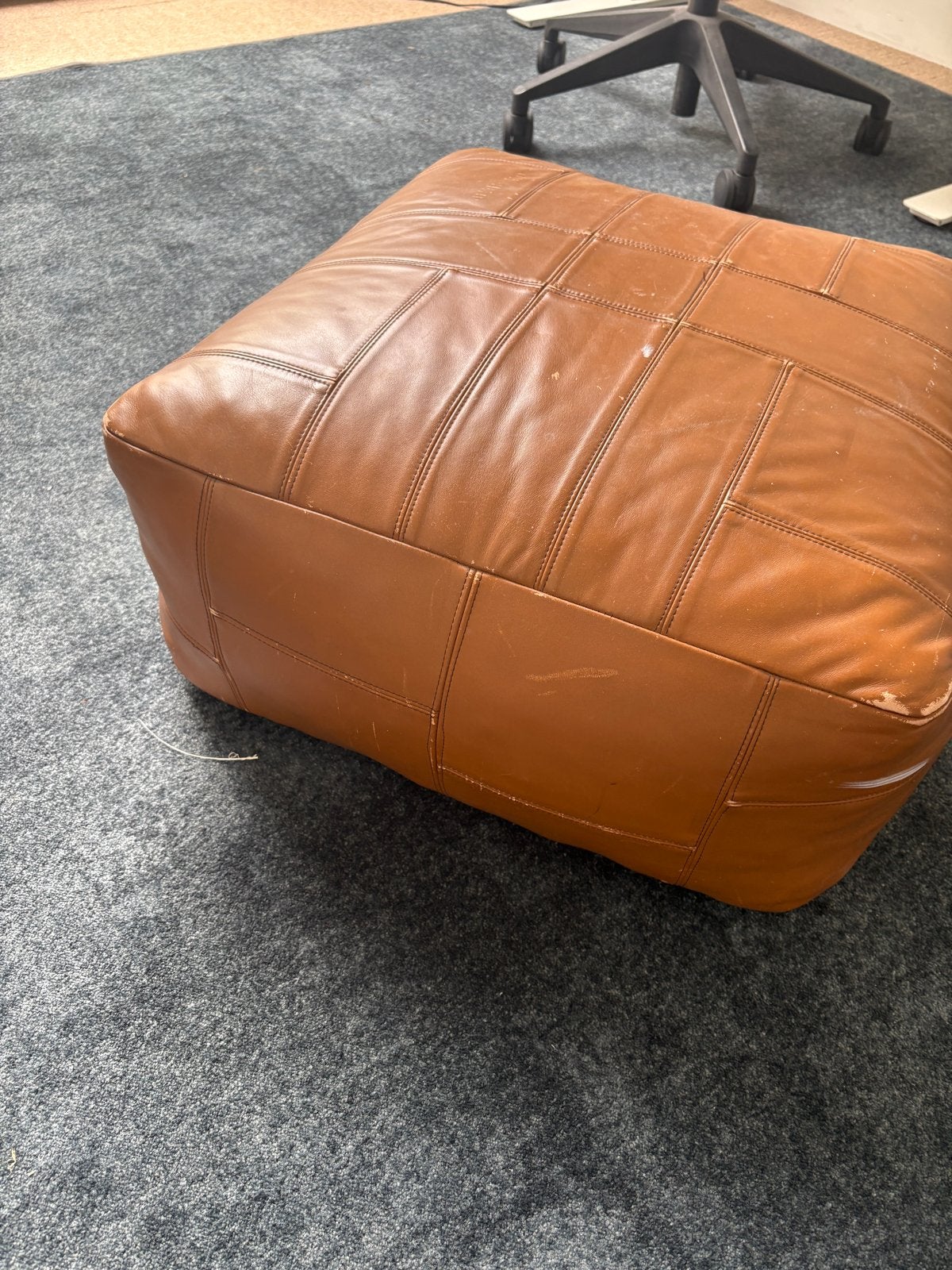 Leren poef 55x55x30cm - Gebruikt met lichte schade, Ophalen, Gebruikt, Vierkant, Leer