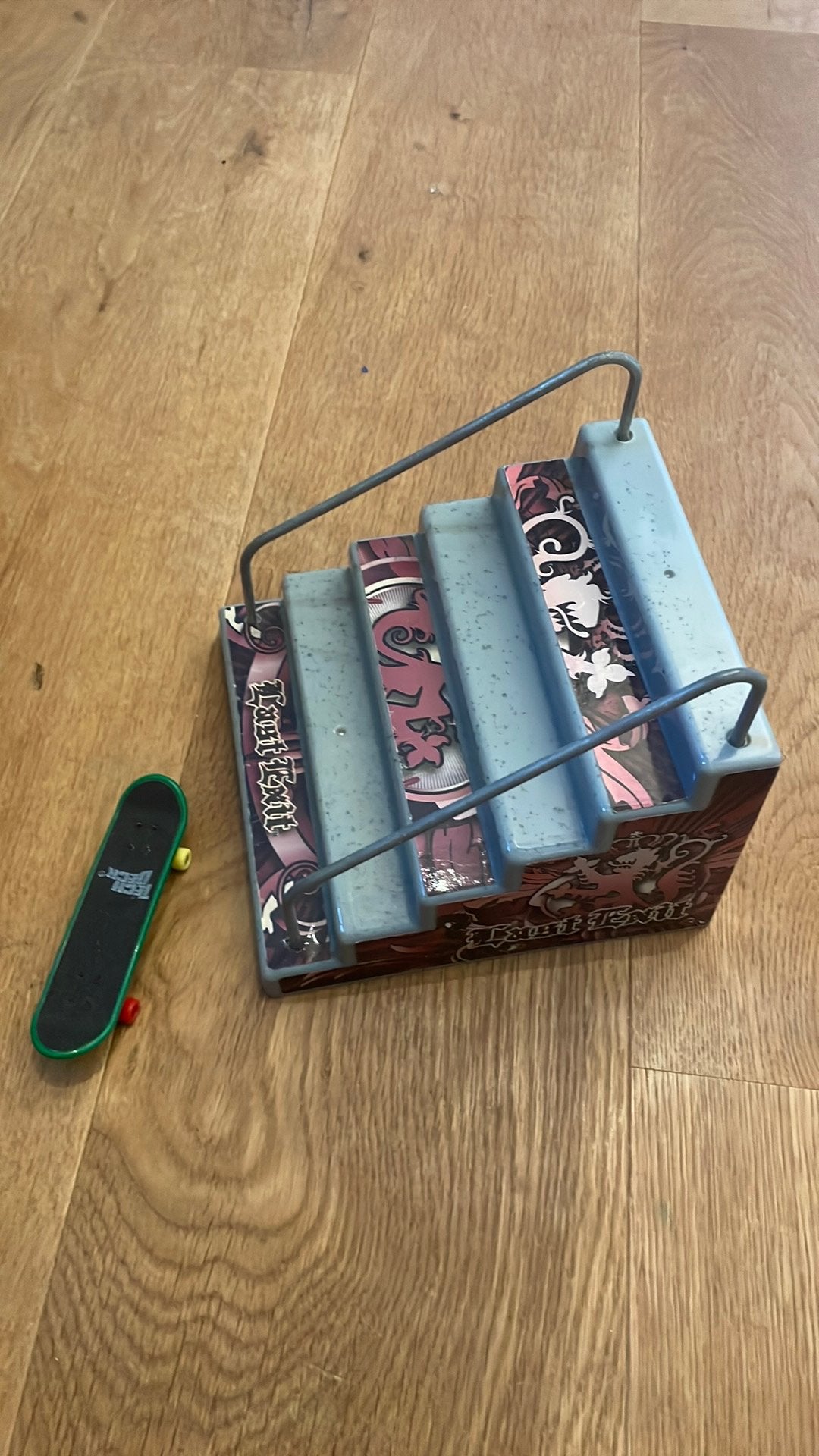 Vinger skateboard en een skate park, Ophalen of Verzenden, Nieuw, Skateboard