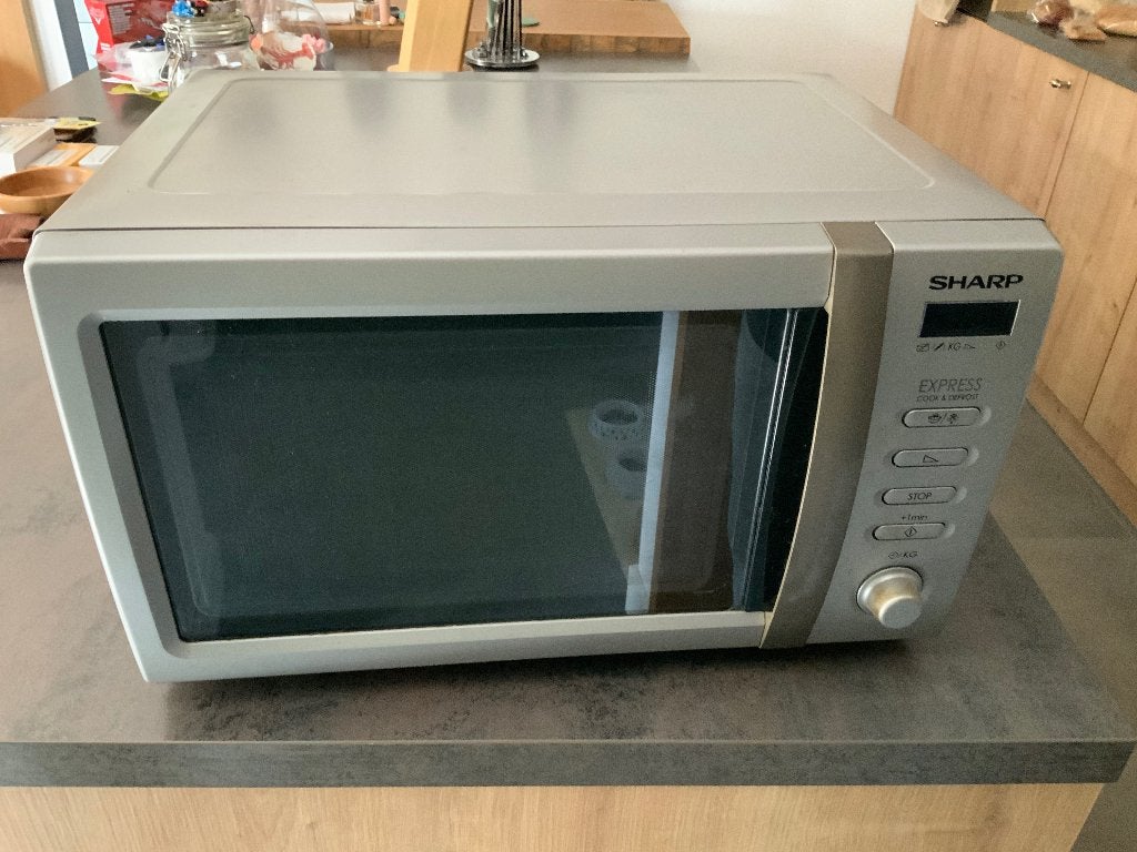 Magnetronoven, Witgoed en Apparatuur, Combimagnetron, Ophalen of Verzenden, Zo goed als nieuw, Draaiplateau